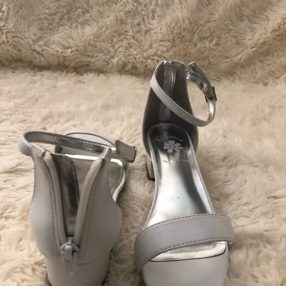 𝅺nina dress girl shoes